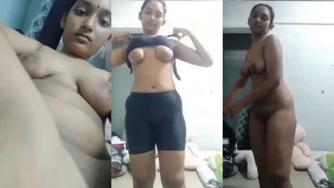 Villlage girl showing her boobs during bath