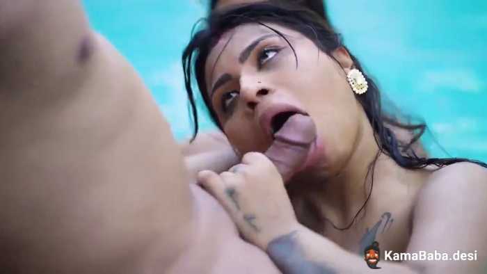 Hot Girl Squirts her pussy and felling orgasm